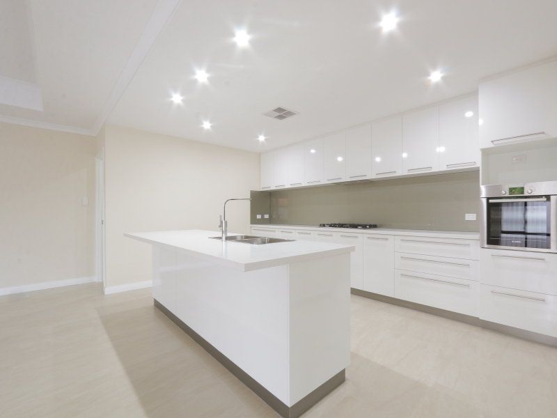 4 bedrooms House in 14A North Lake Road ALFRED COVE WA, 6154