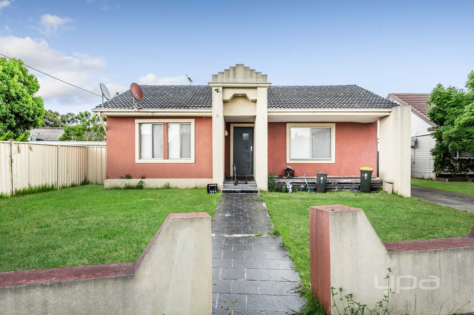 4 bedrooms Townhouse in 1-2/3 Tabilk Street FAWKNER VIC, 3060