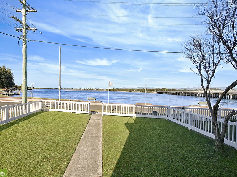 3 bedrooms Townhouse in 1/20 Fern Street WINDANG NSW, 2528