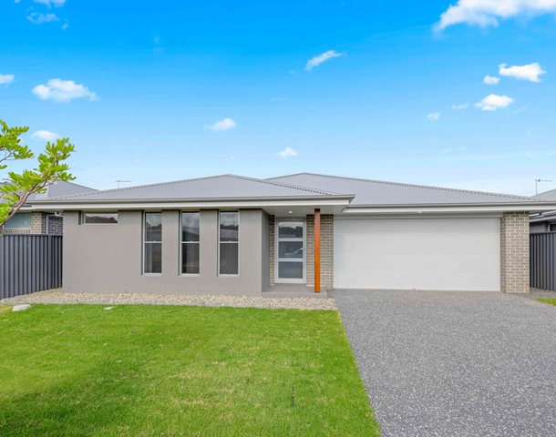 17 Lancet Avenue, Thrumster NSW 2444