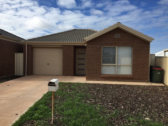 18 Mcdonald Drive, Whyalla Stuart SA 5608