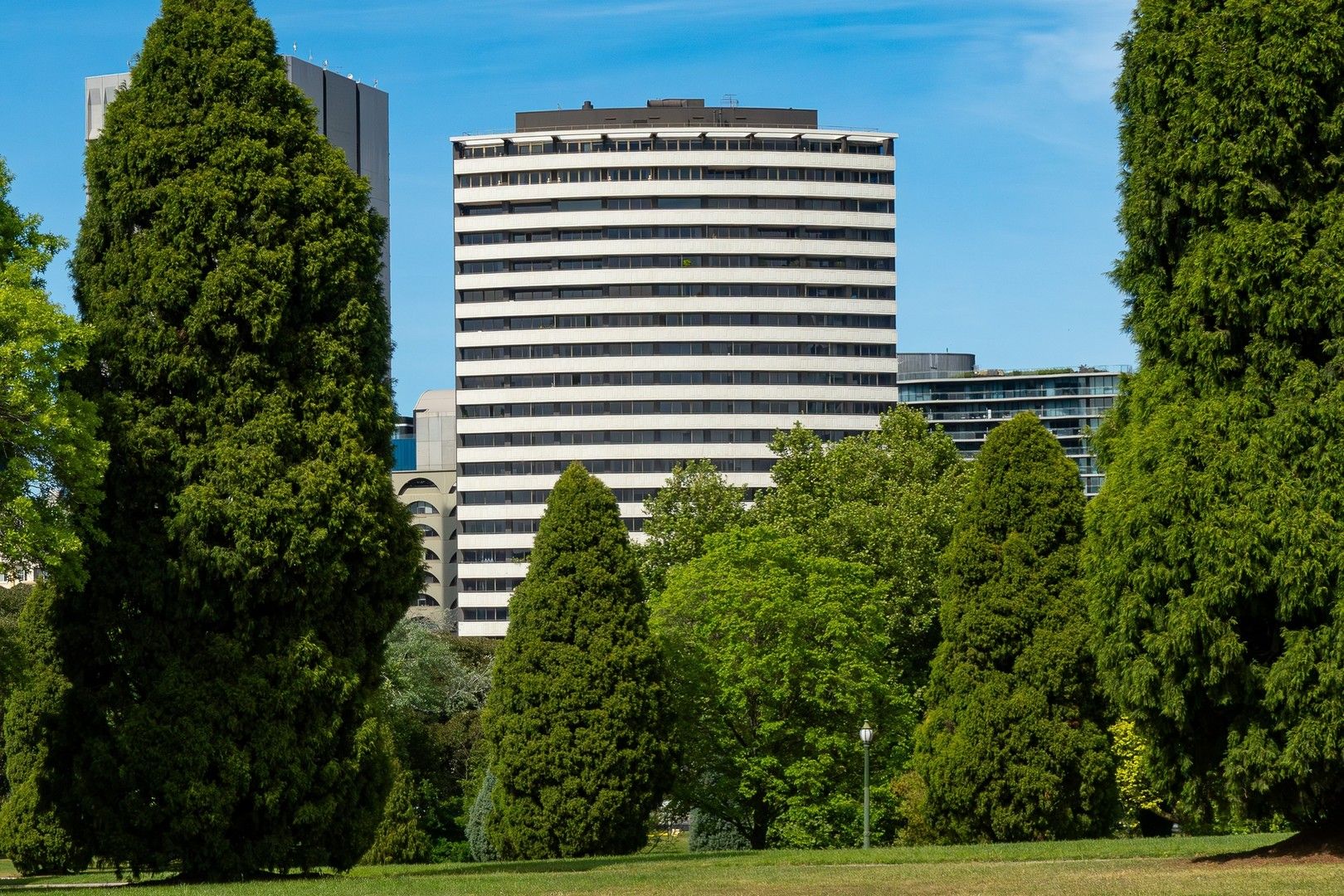 2 bedrooms Apartment / Unit / Flat in 94/1 Albert Road MELBOURNE VIC, 3000