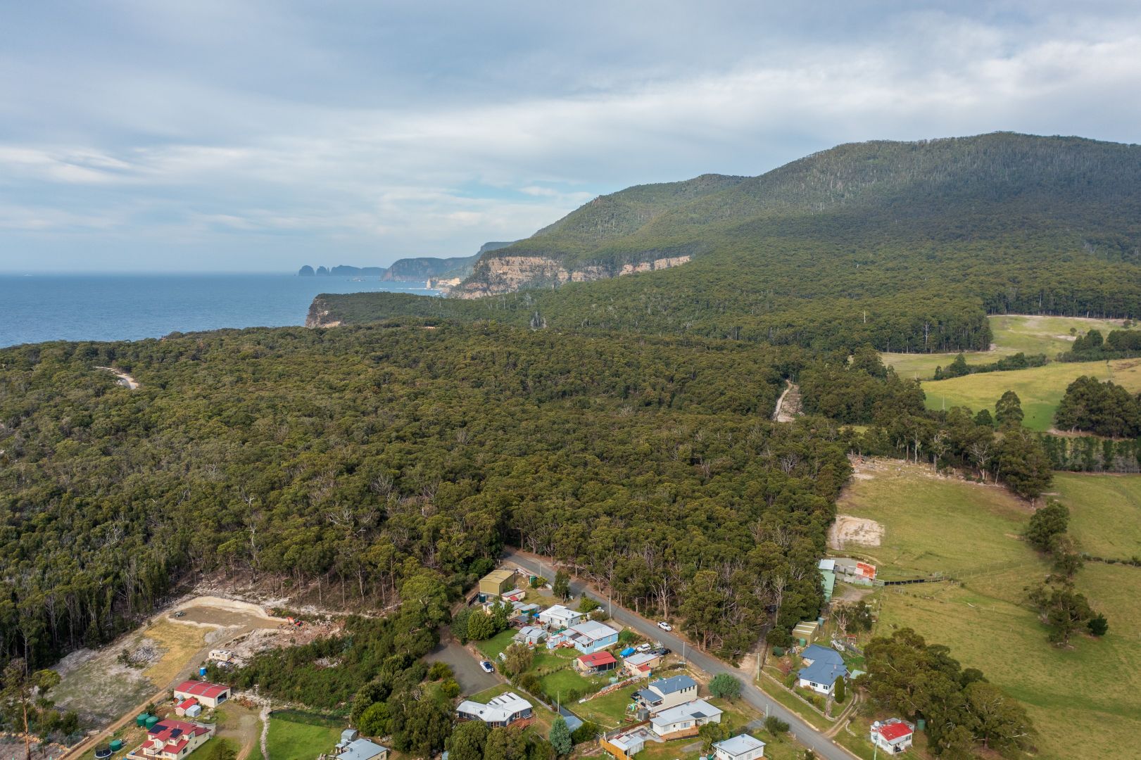 27 Tasmans Arch Road, Eaglehawk Neck TAS 7179, Image 2