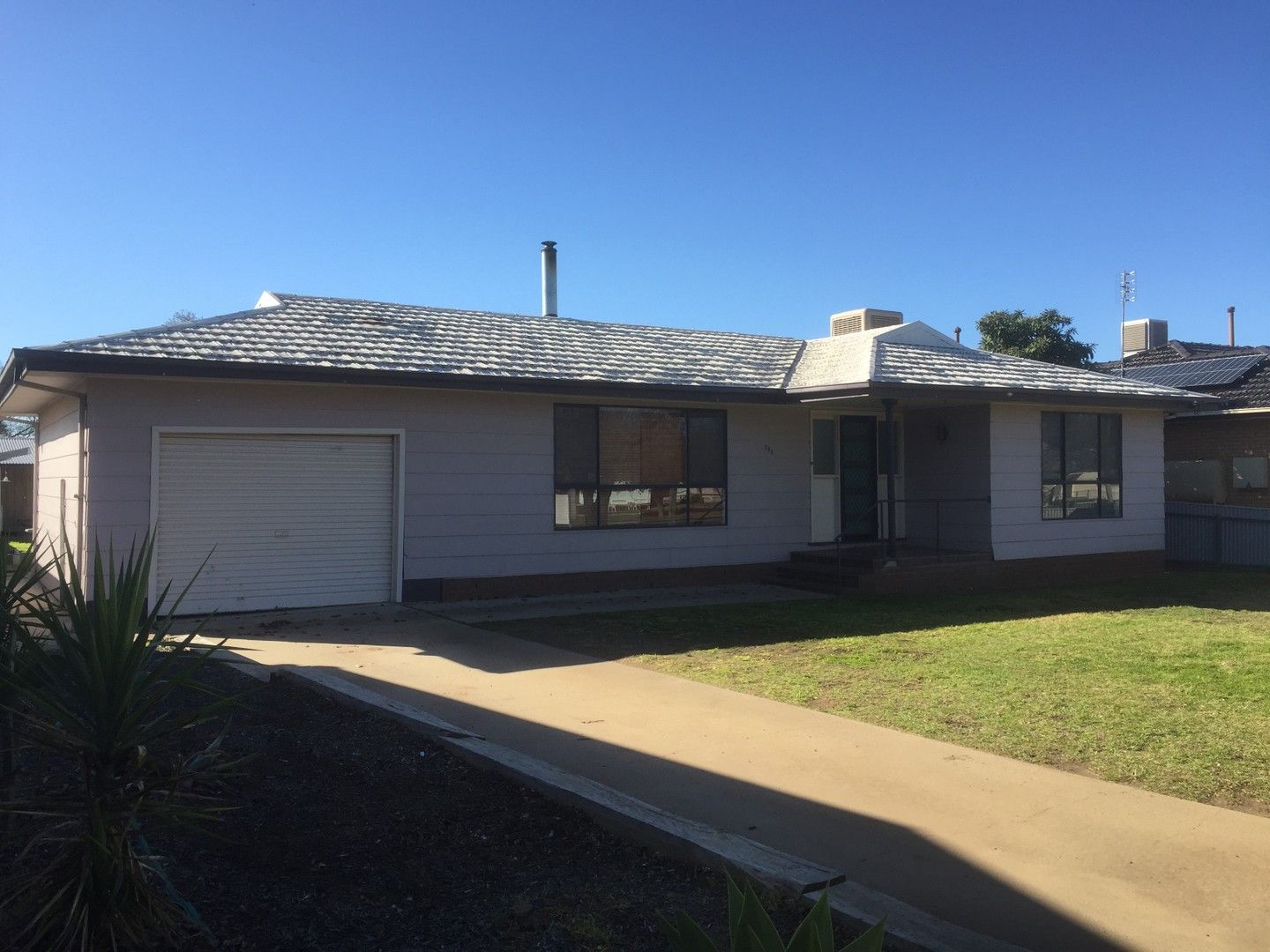 3 bedrooms House in 393 Cadell HAY NSW, 2711