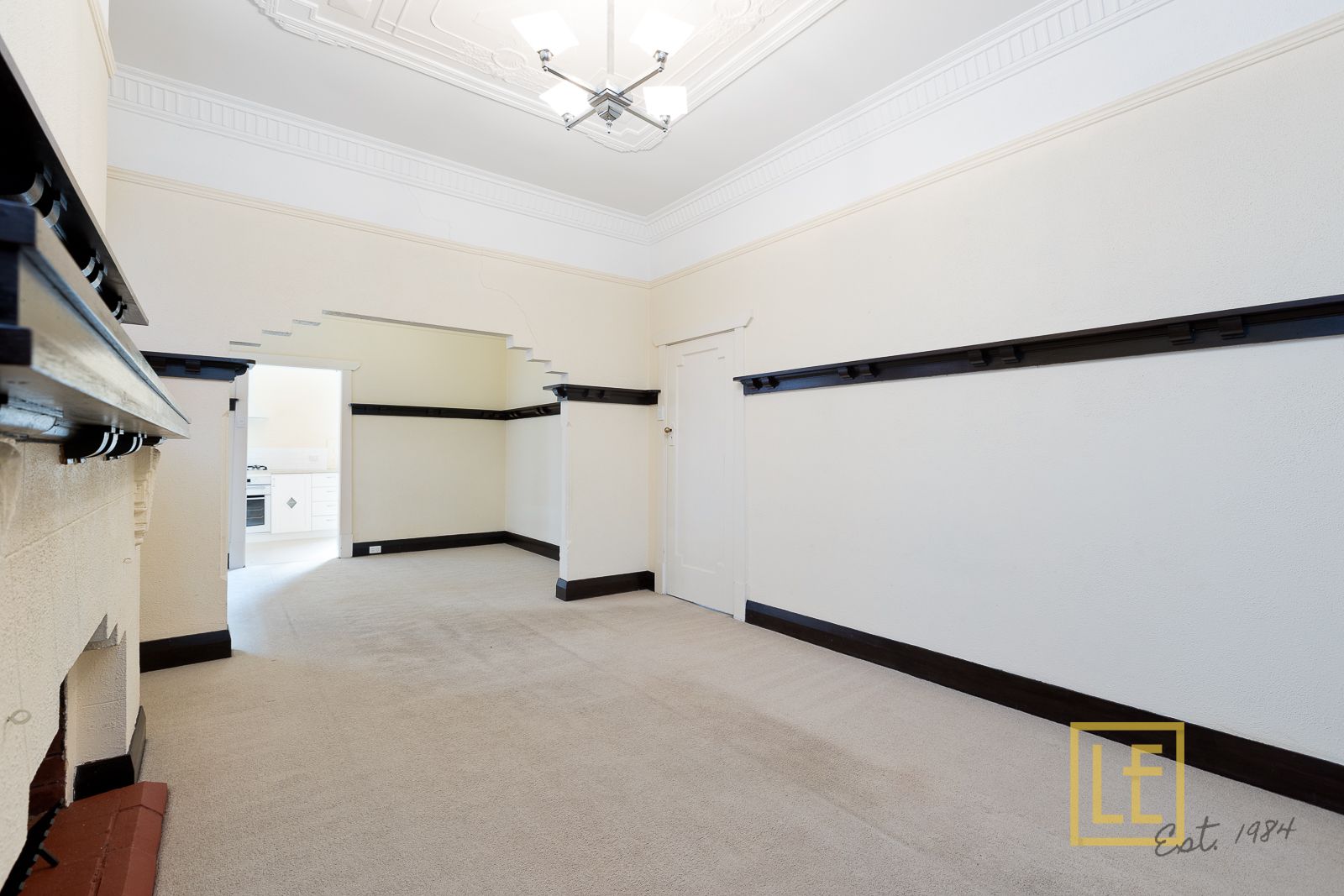 2 bedrooms Apartment / Unit / Flat in 1/67 Stirling Hwy NEDLANDS WA, 6009
