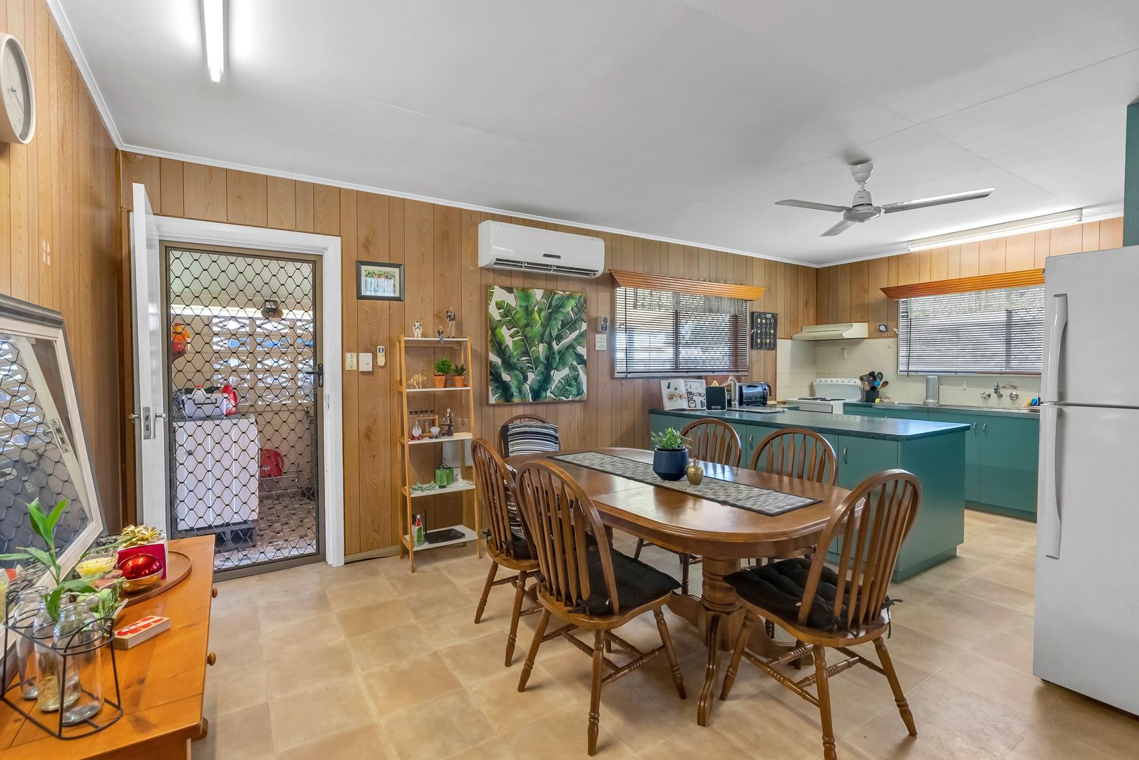 281 Aumuller Street, Westcourt QLD 4870, Image 2