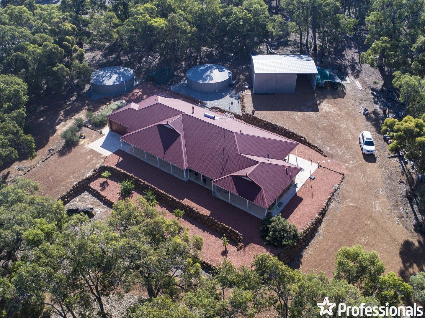 5 bedrooms House in 174 Holstein Loop LOWER CHITTERING WA, 6084