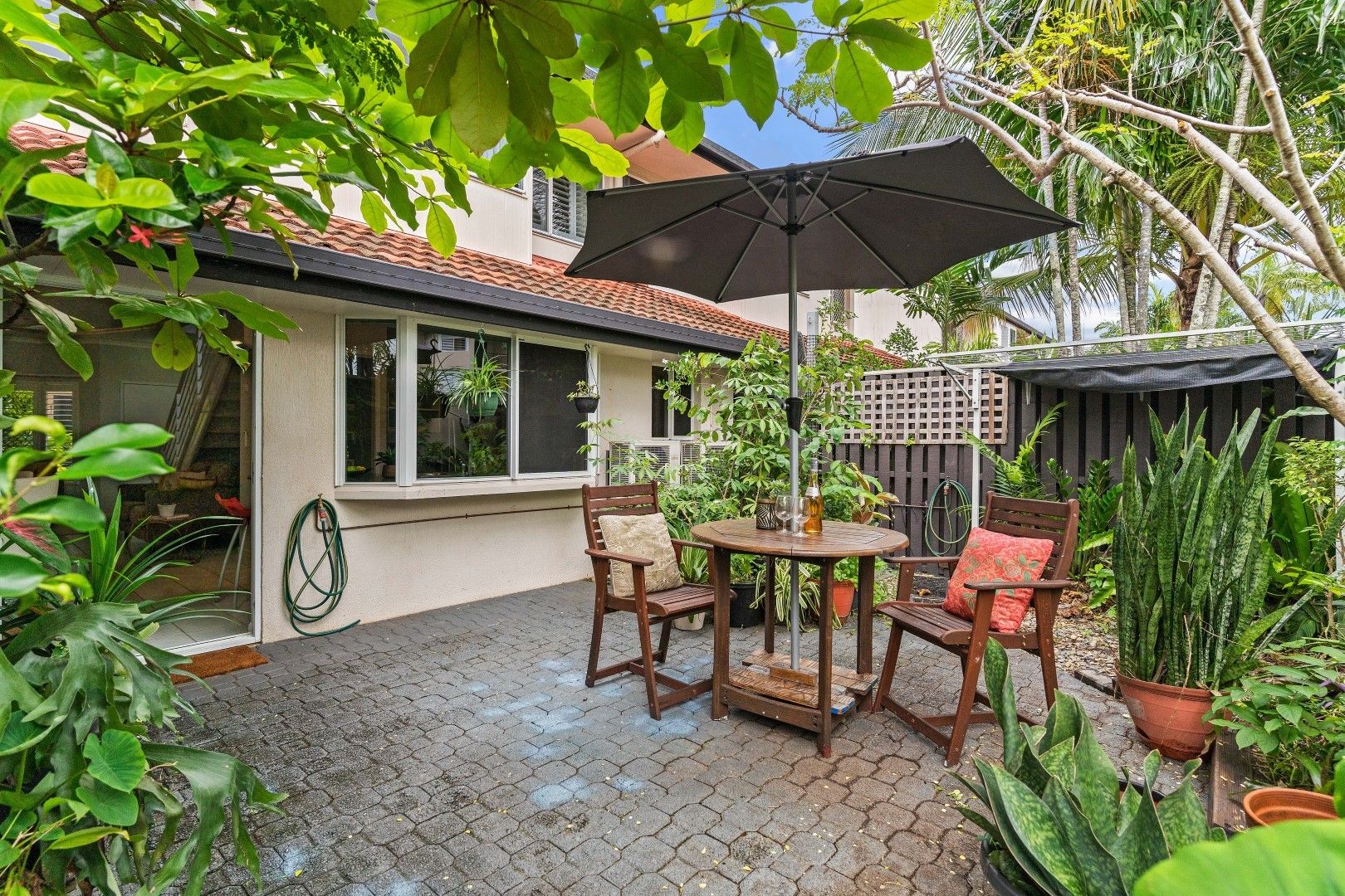 2/67-71 Digger Street, Cairns North QLD 4870, Image 1