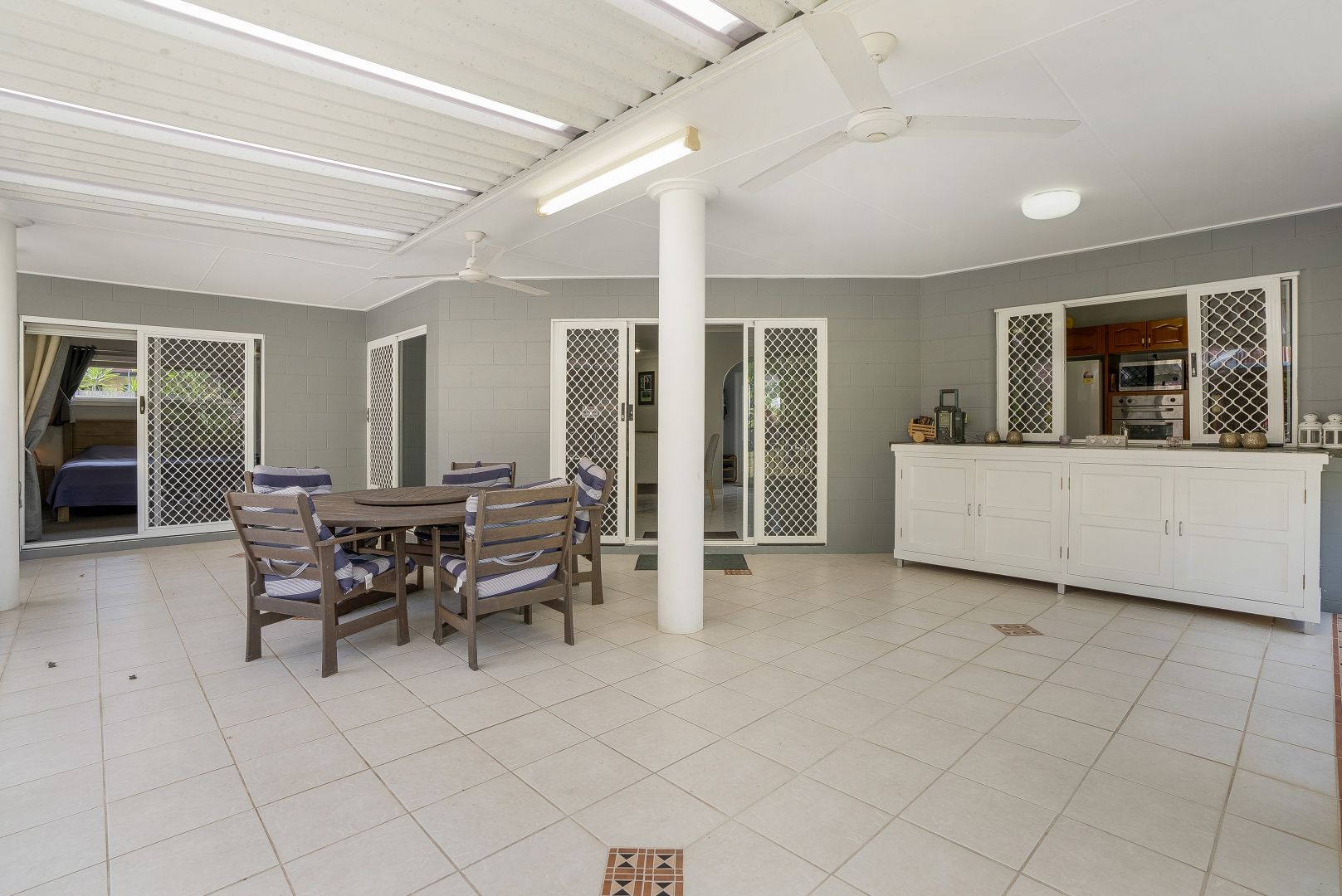 247 Robert Road, Bentley Park QLD 4869, Image 2