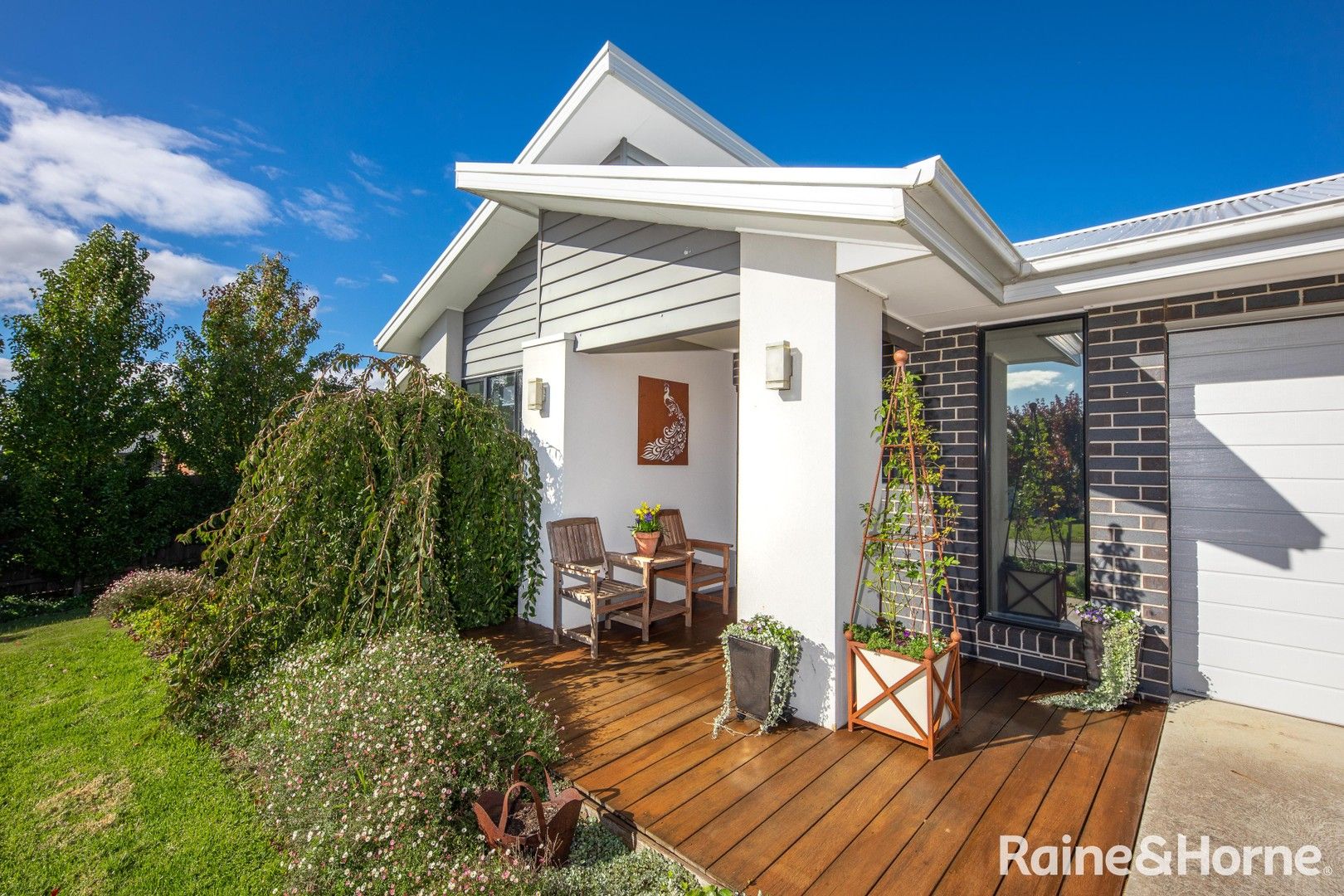 13 Kavanagh Court, Gisborne VIC 3437, Image 2