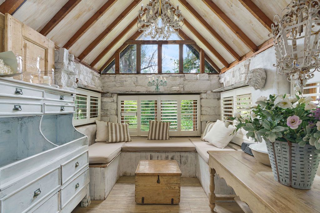 9 bedrooms House in 19 Rose Street WINMALEE NSW, 2777