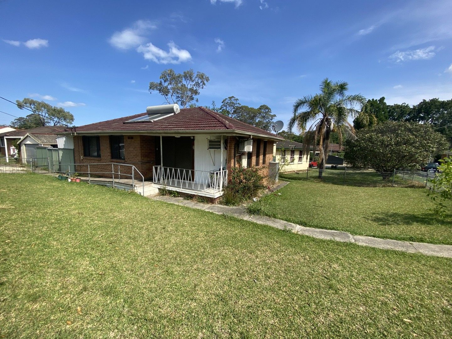 3 bedrooms House in 2 Leicester Place MILLER NSW, 2168