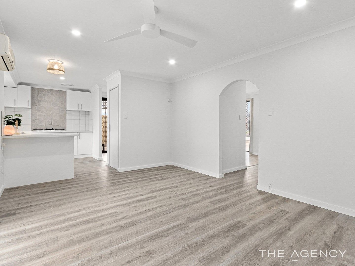 3 bedrooms House in 25 Challenger Avenue PARMELIA WA, 6167