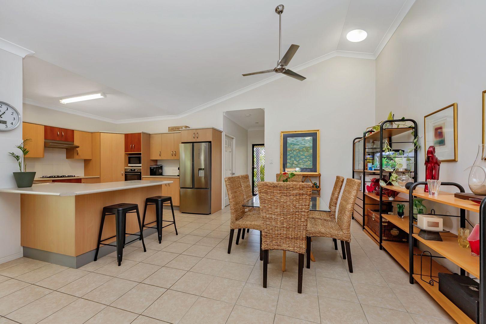 17 Woodwark Drive, Bushland Beach QLD 4818, Image 2