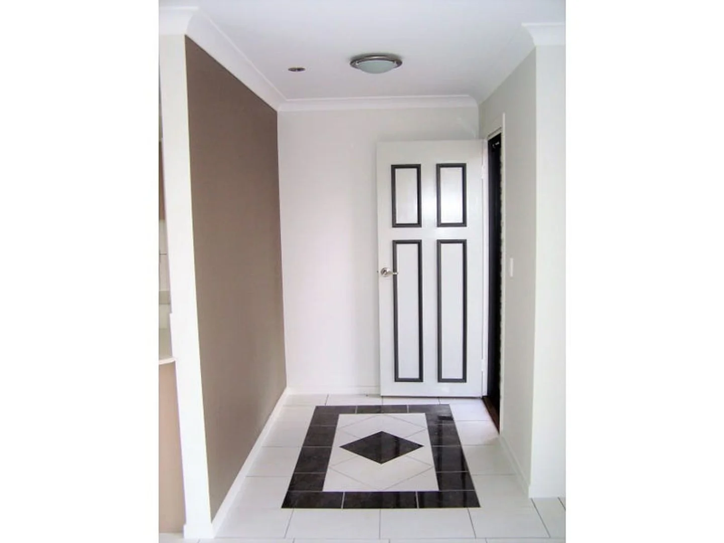 Additional image 6 of 2/6 Holland Street, Chinchilla QLD 4413