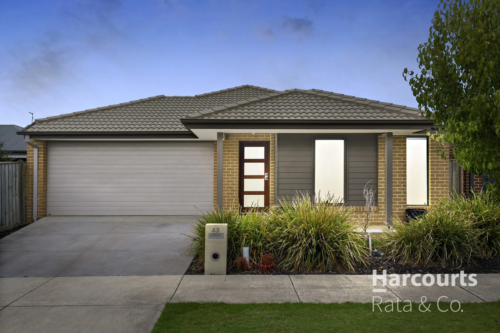 43 Atherton Street, Armstrong Creek VIC 3217