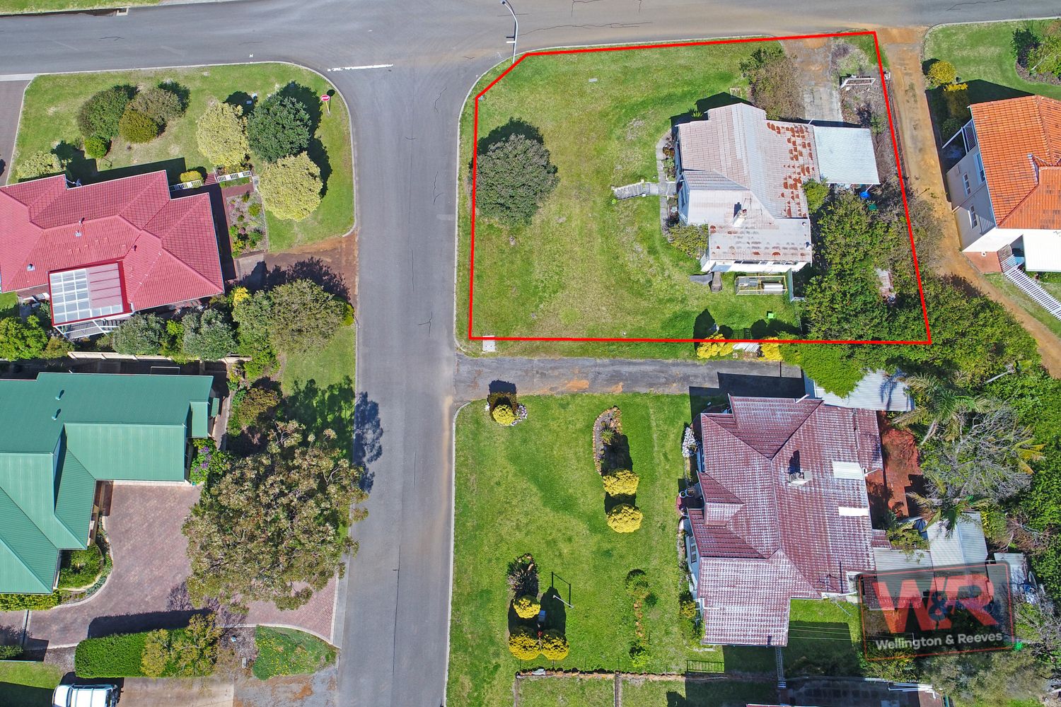 9 McKenzie Street, Middleton Beach WA 6330, Image 2