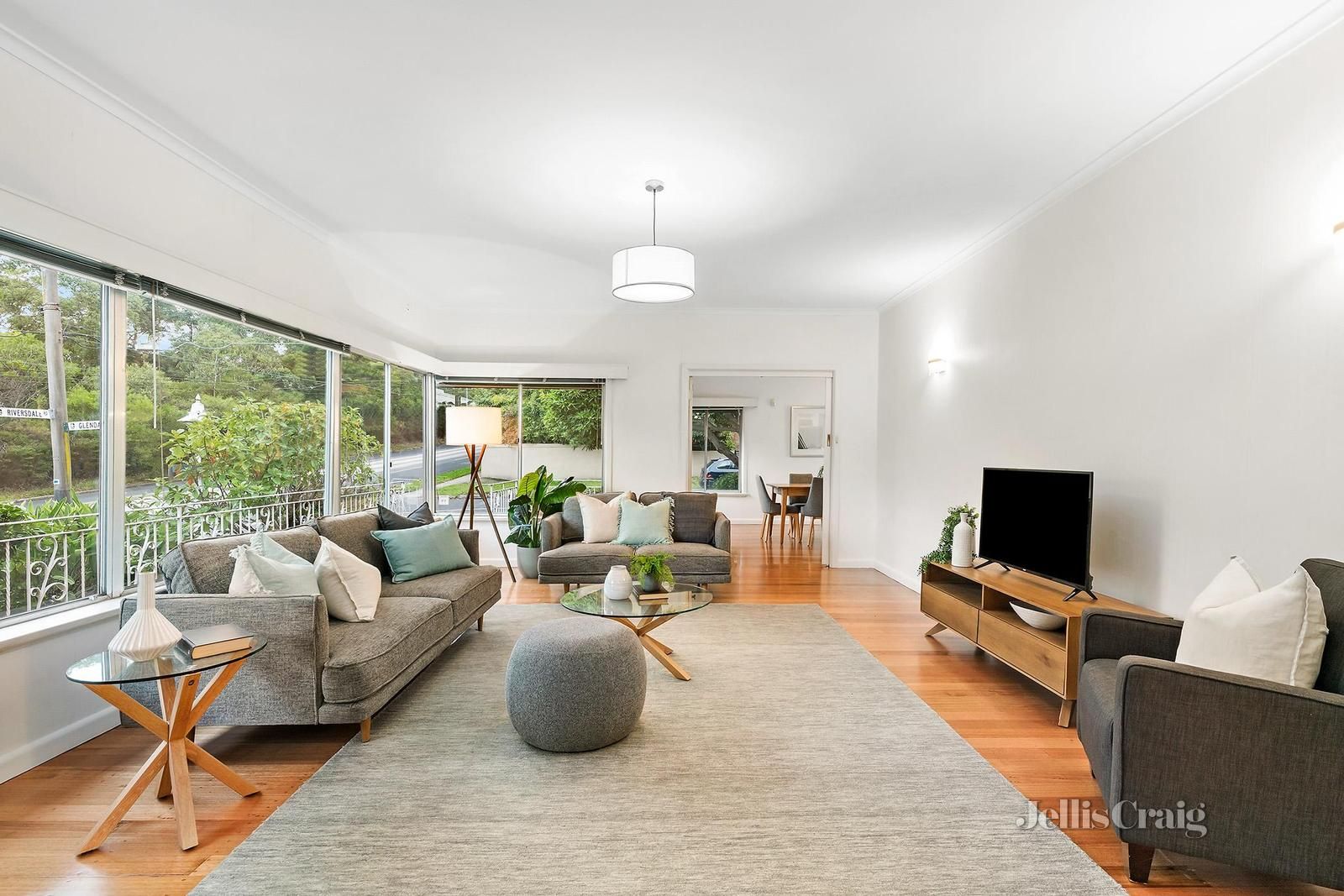 993 Riversdale Road, Surrey Hills VIC 3127, Image 2