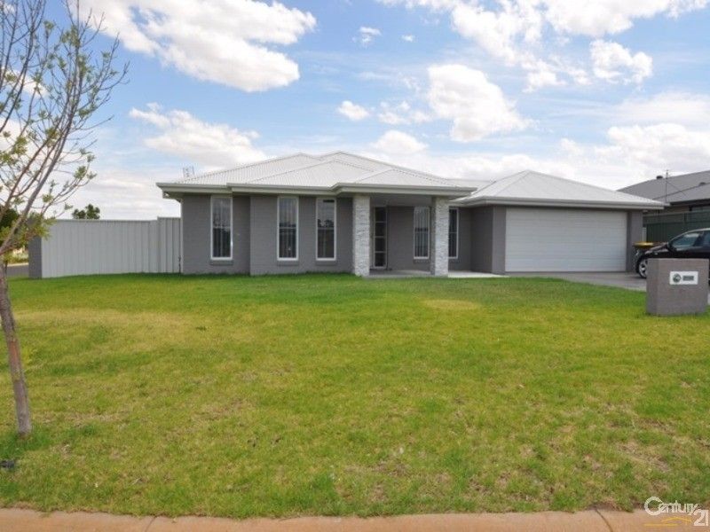 13 Azure Avenue, Dubbo NSW 2830, Image 0