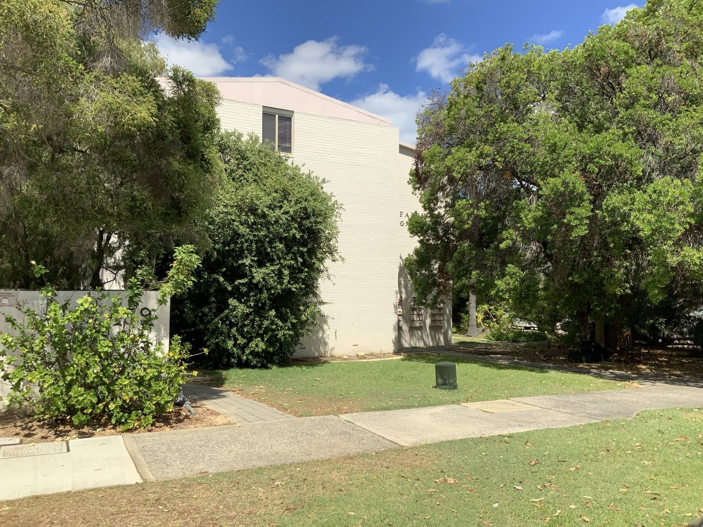 1 bedrooms Apartment / Unit / Flat in 3/159 Fairway CRAWLEY WA, 6009