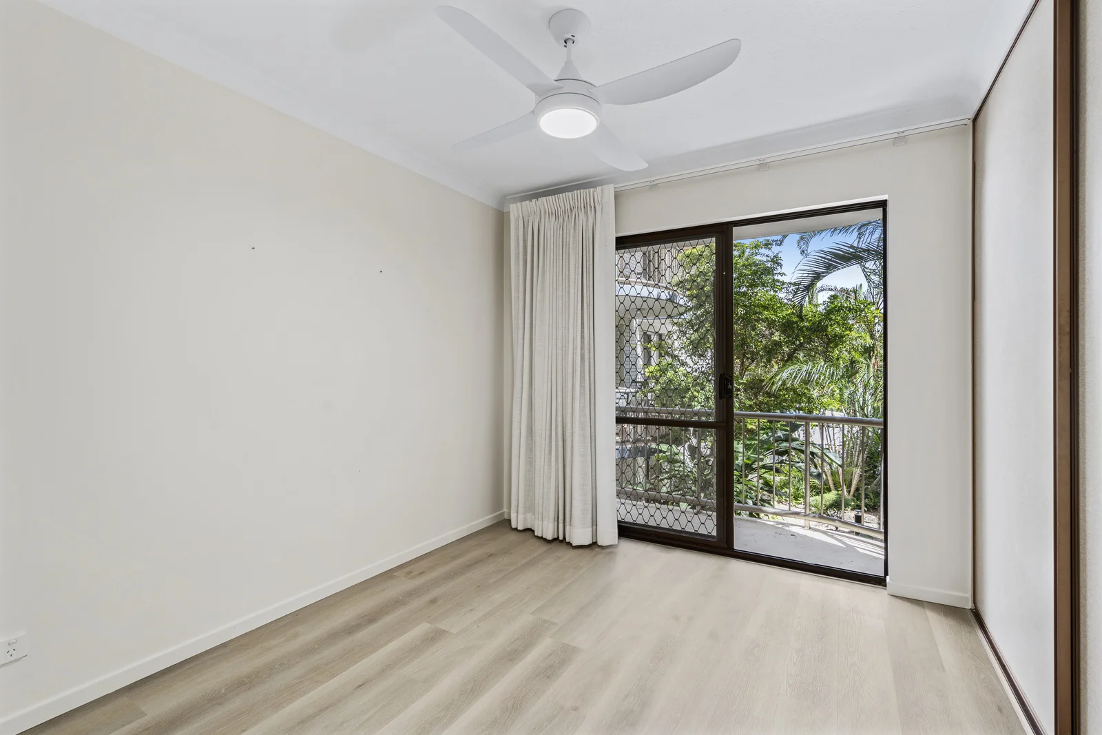 Additional image 7 of 7/19 Federation Avenue, Broadbeach QLD 4218