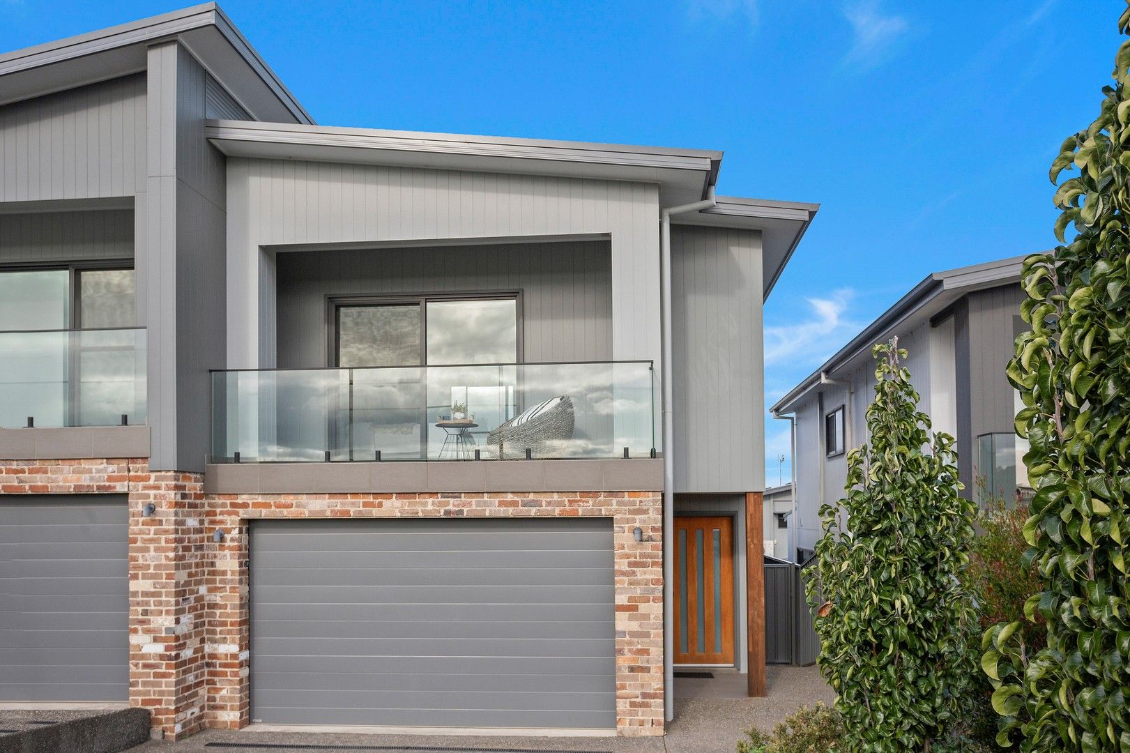3 bedrooms Duplex in 91 Dunmore Road SHELL COVE NSW, 2529