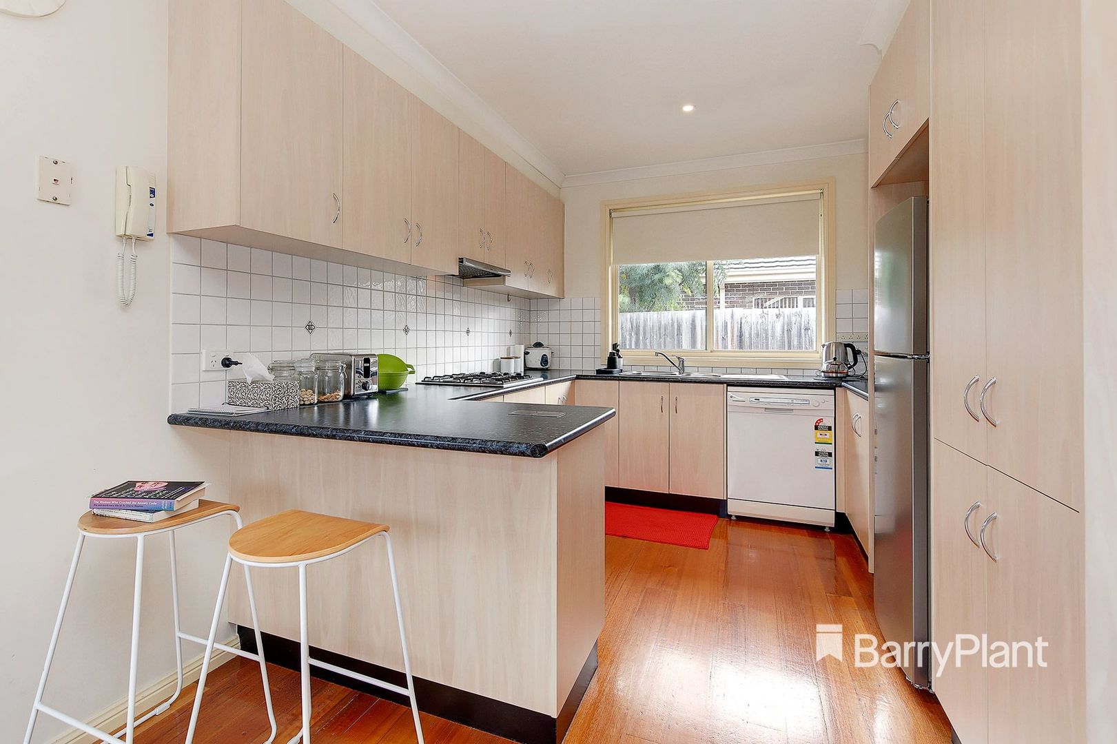 2/52 McIntosh Street, Airport West VIC 3042, Image 2