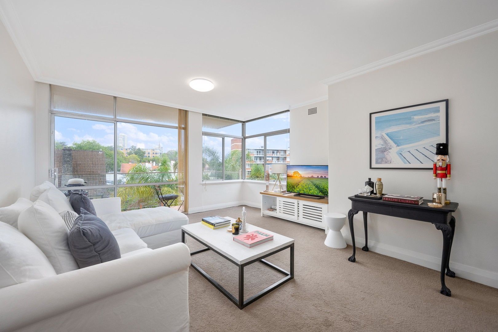 2 bedrooms Apartment / Unit / Flat in 18/50 Darling Point Road DARLING POINT NSW, 2027