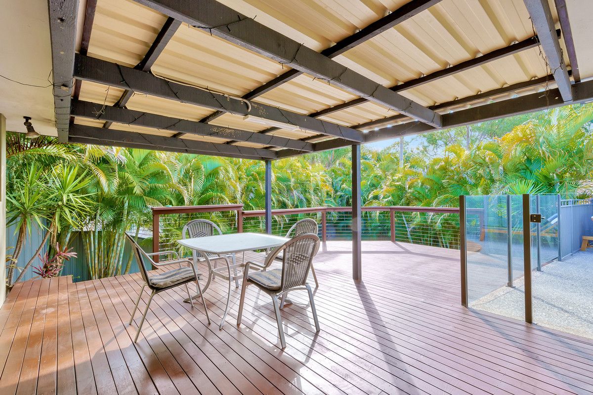 4 Eamonn Court, Highland Park QLD 4211, Image 1