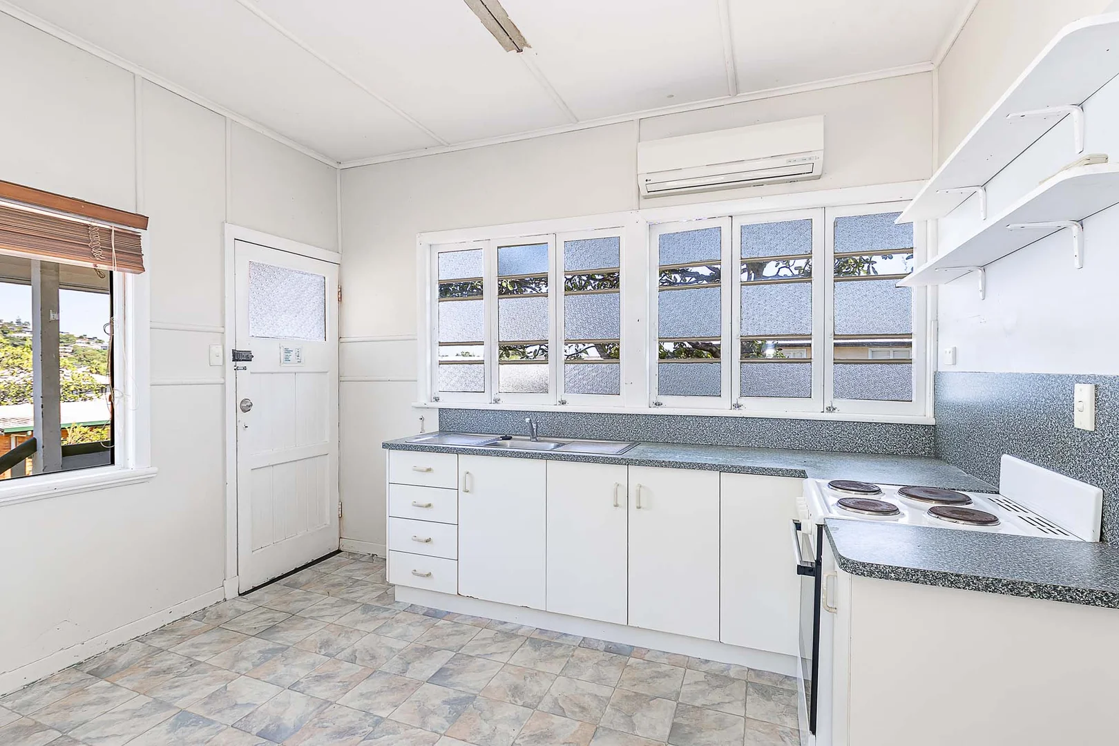 Additional image 2 of 54 Landsborough Street, North Ward QLD 4810