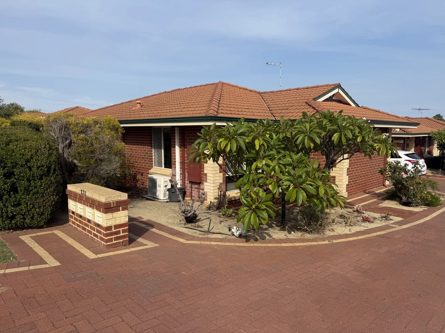 9/221 Albert Street, Osborne Park WA 6017