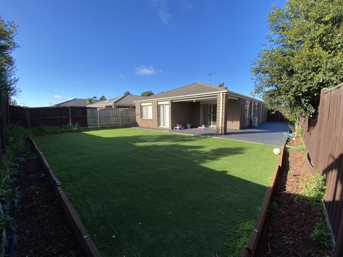 4 bedrooms House in 32 Delias Road TARNEIT VIC, 3029