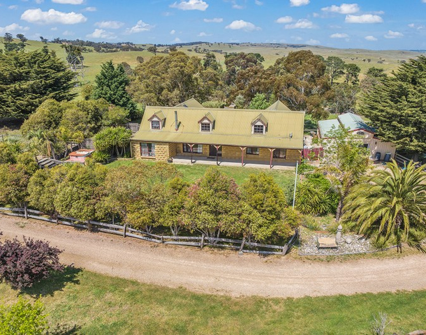 69 Stennings Lane, Darraweit Guim VIC 3756