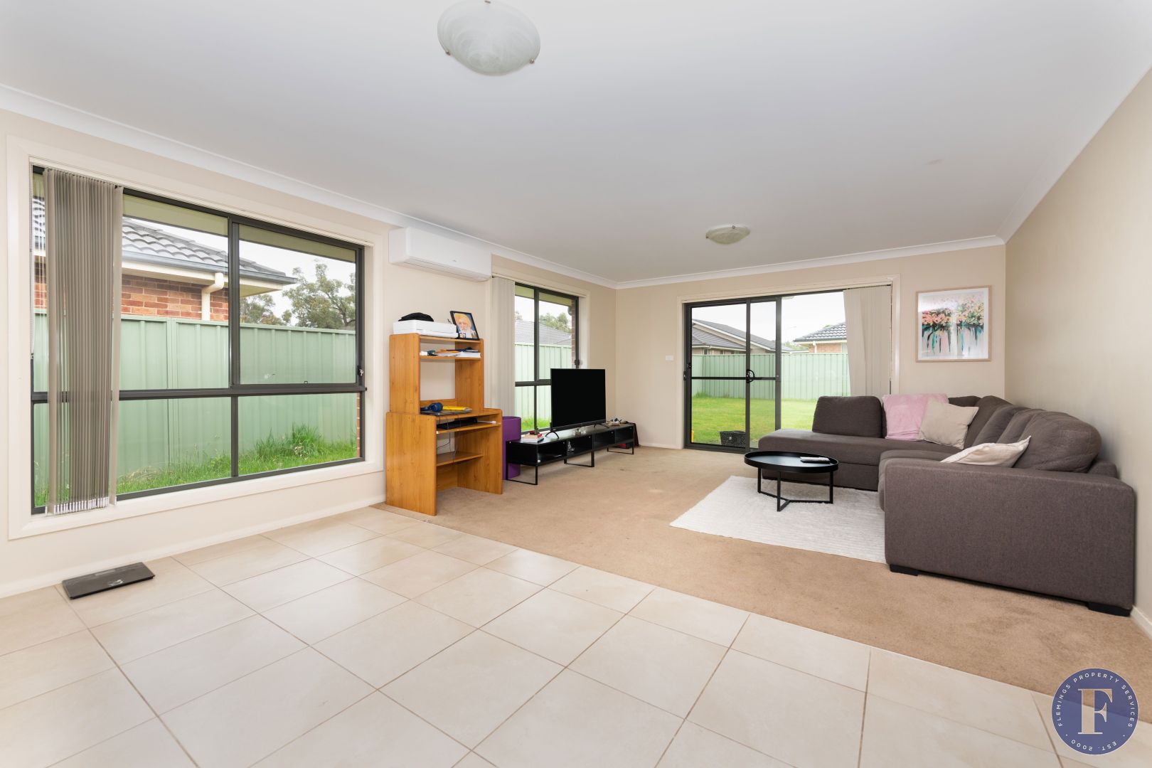 11A Mayoh Place, Young NSW 2594, Image 2