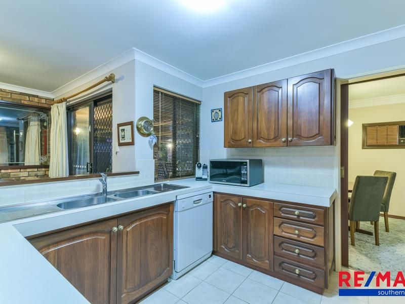 14 Blenny Close, Cannington WA 6107, Image 2