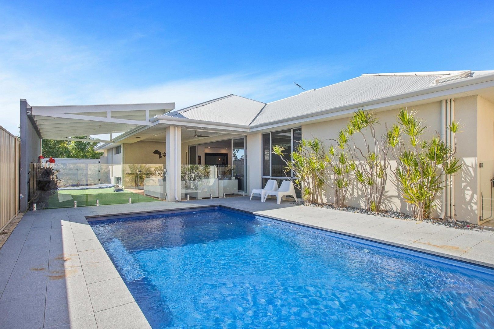 14 Peregrine Circle, Beeliar WA 6164, Image 0