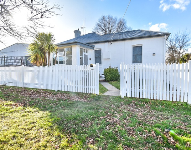 35 Stillingfleet Street, Blayney NSW 2799