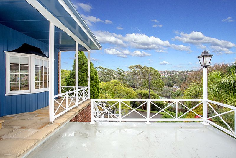 52 Curban Street, BALGOWLAH HEIGHTS NSW 2093, Image 2