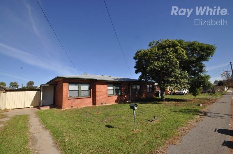 15 Barrat Street, Smithfield Plains SA 5114, Image 2