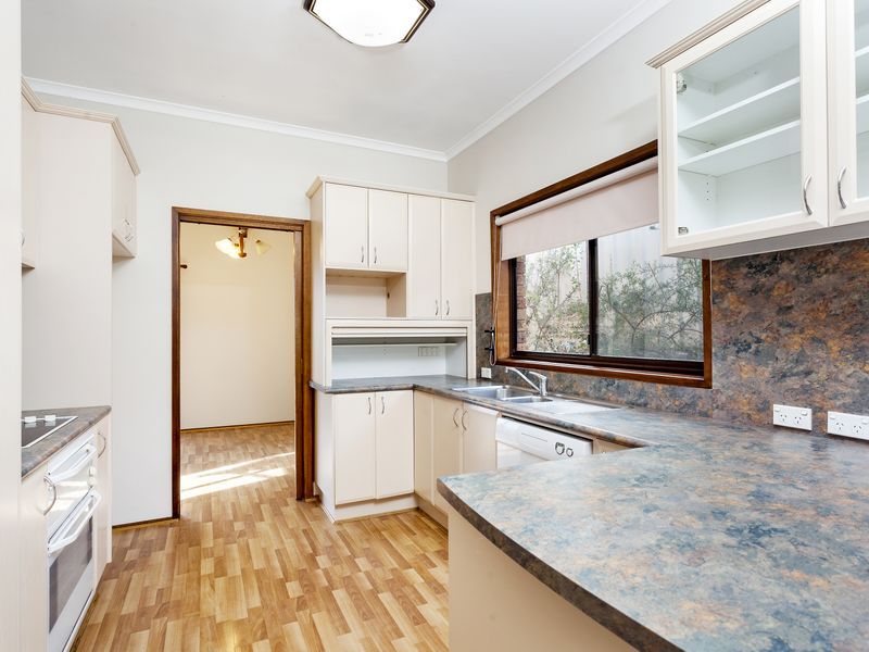 8 Arrietta Close, CHARNWOOD ACT 2615, Image 1