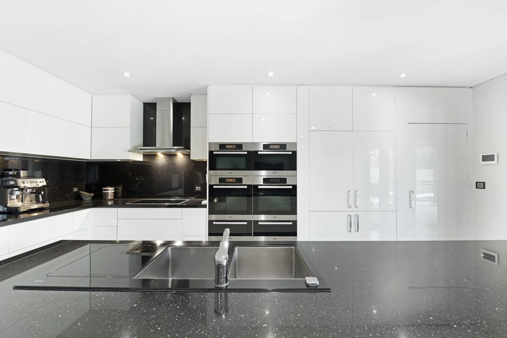 22 Barrgana Road, Cable Beach WA 6726