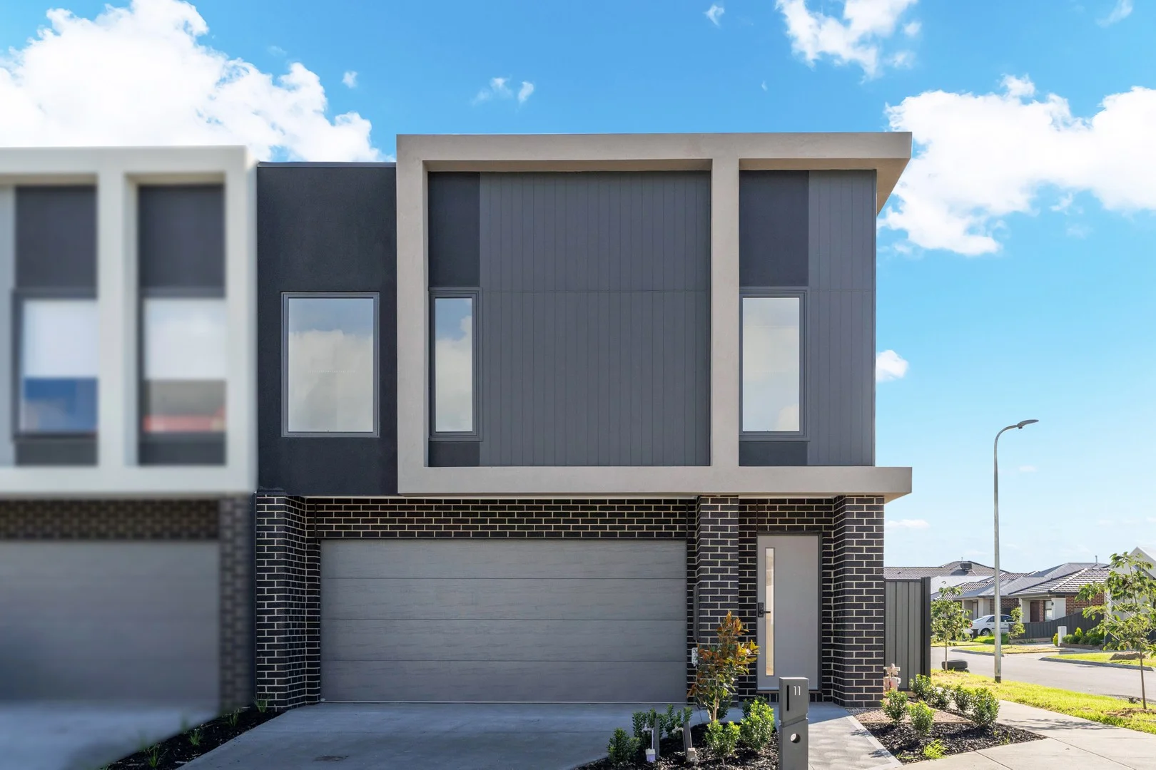 11 Glossodia Way, Mickleham VIC 3064