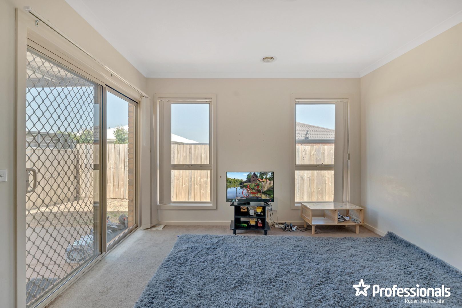 6/4 Black Knight Way, Kurunjang VIC 3337, Image 2