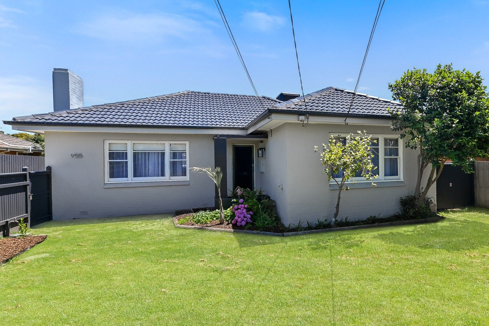 3 bedrooms Apartment / Unit / Flat in 1/55 Hilton Street MOUNT WAVERLEY VIC, 3149