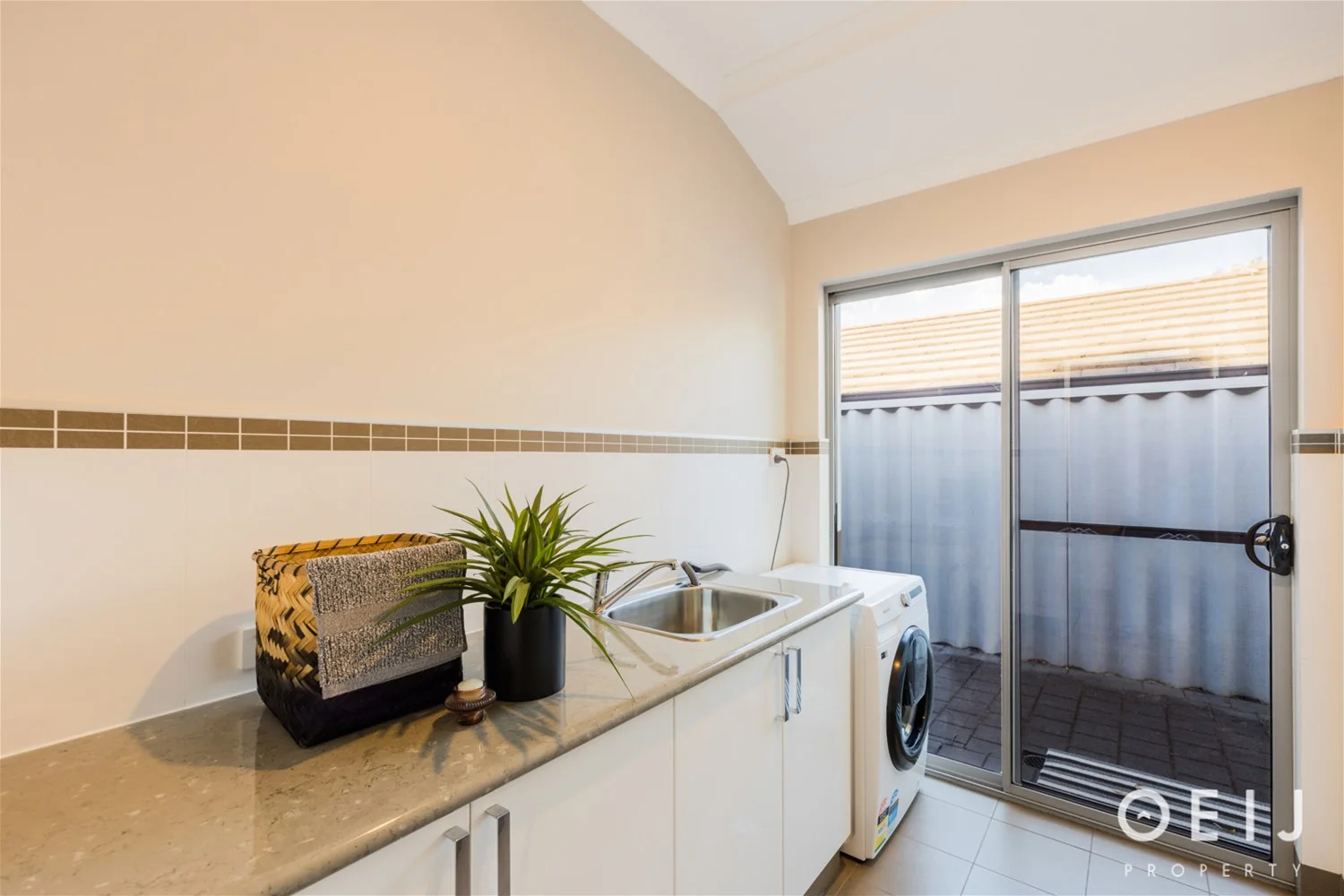 Additional image 14 of 37 Bellairs Road, Kardinya WA 6163