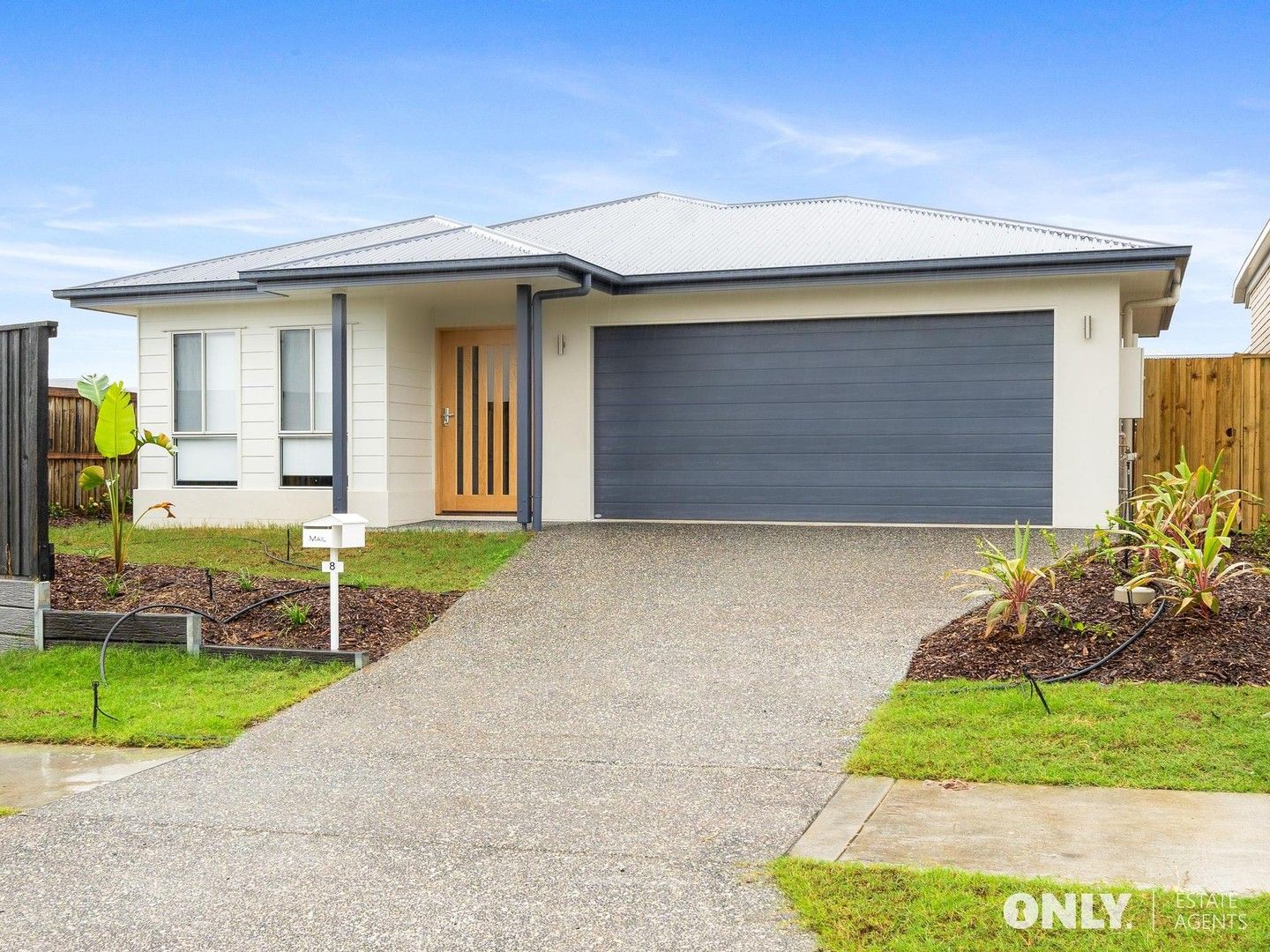 4 bedrooms House in 8 Belhaven Avenue YARRABILBA QLD, 4207