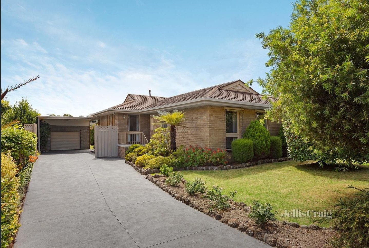 49 Watsons Road, Glen Waverley VIC 3150, Image 0