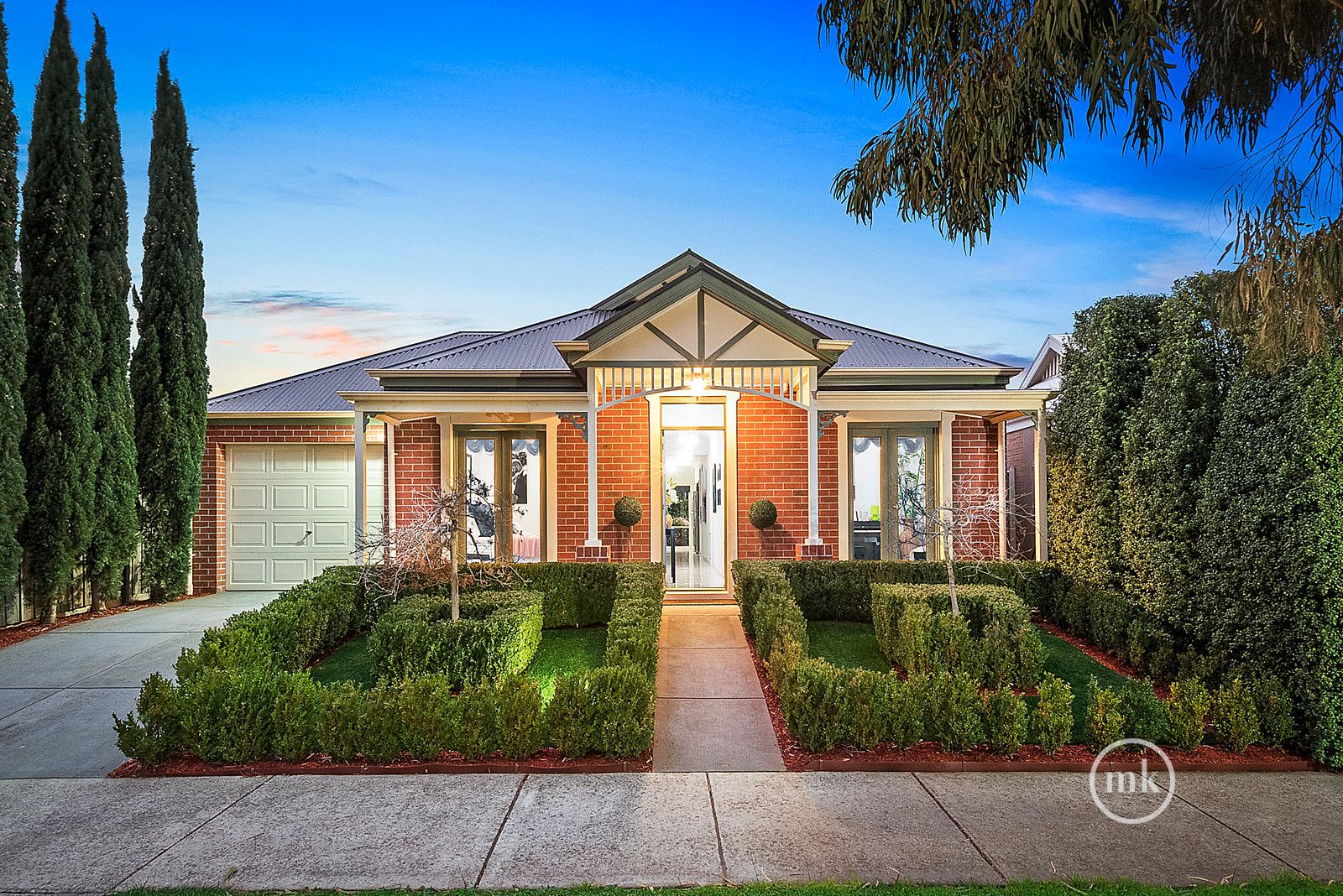 8 Bedervale Loop, Doreen VIC 3754, Image 0