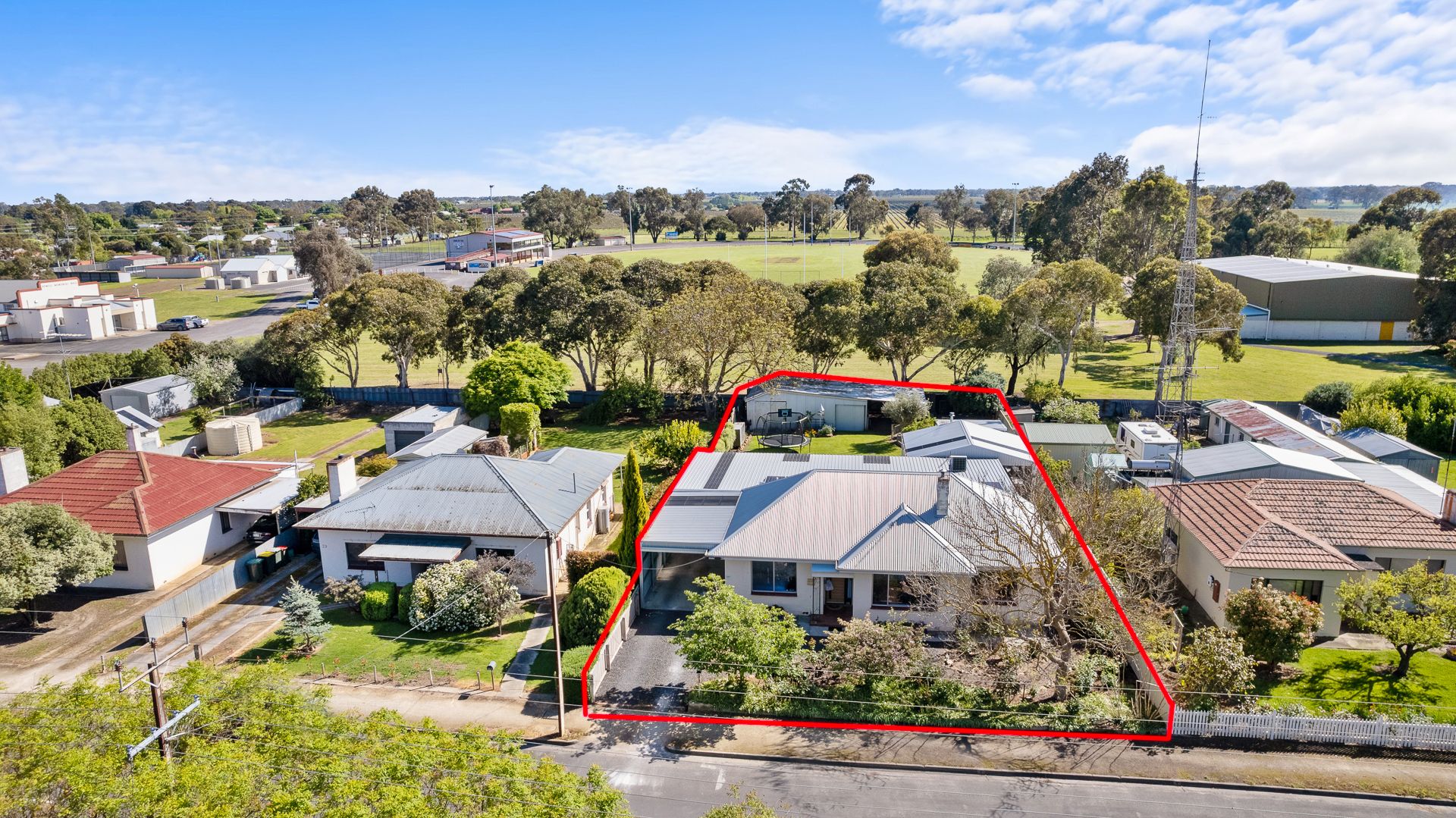 31 Cameron St, Penola SA 5277, Image 1