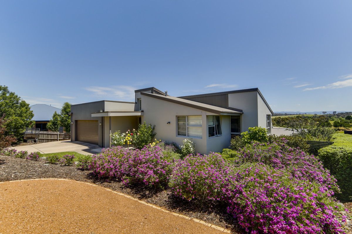 9 Hendry Close, Nicholls ACT 2913, Image 0